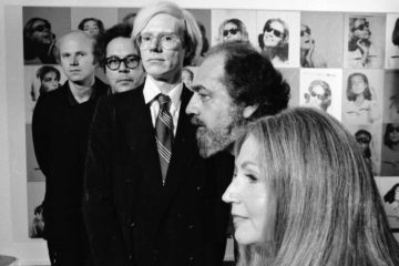 Andy Warhol photographed with art collectors Ethel and Robert Scull, sculptor George Segal, and painter James Rosenquist at the Scull's residence in 1973. (Photo by Jack Mitchell/Getty Images)
