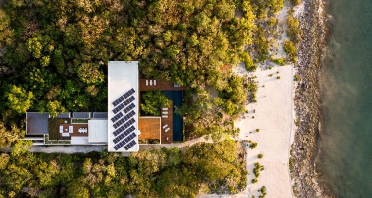 casa-cozumel-sordo-madaleno-arquitectos-architecture-residential-mexico_dezeen_2364_hero2-852x479