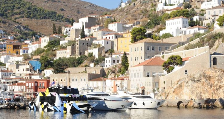 HYDRA, GREECE- AUGUST 21: Dakis Joannou’s yacht ‘Guilty’ designed by Jeff Koons and Ivana Porfiri, in the port of Hydra,
on August 21, 2016 in Hydra, Greece. (Photo by Catherine Panchout/Sygma via Getty Images)